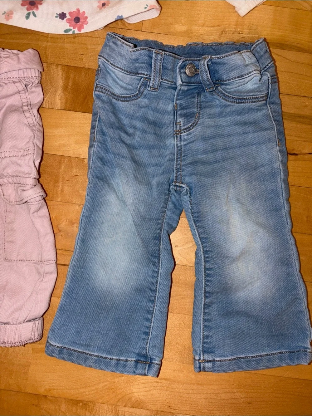 Set of 3 Floral Print Top & Denim Flare Bell Bottom Jeans & Pink Cargo Pants